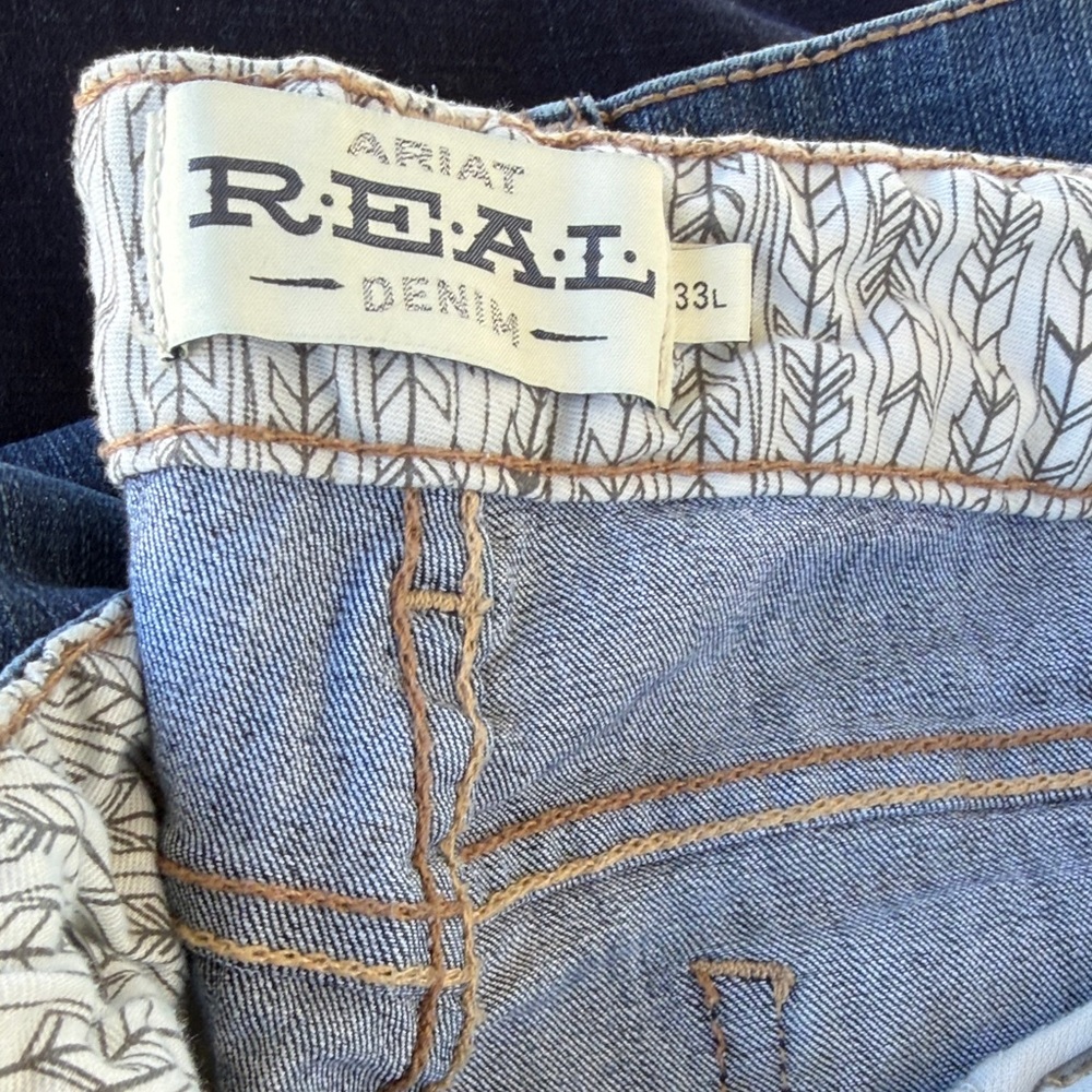 Ariat R.E.A.L. Blue Denim Jeans with Patterned Waistband